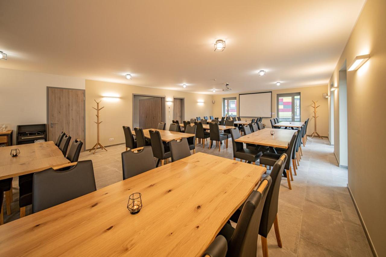 Elly Hostel Φράιμπεργκ Εξωτερικό φωτογραφία